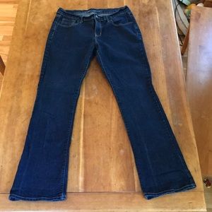 Old Navy Curvy Jean